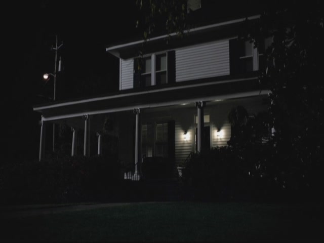 VampireDiariesWorld-dot-org-S3TVD_3x13BringingOutTheDead0739.jpg
