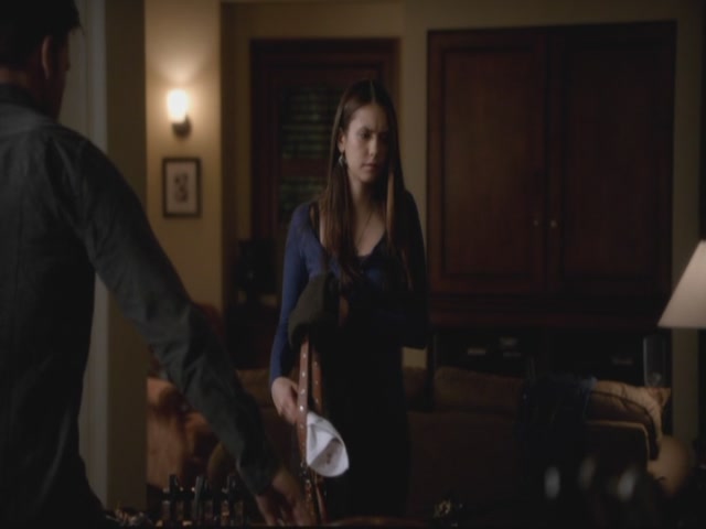 VampireDiariesWorld-dot-org-S3TVD_3x13BringingOutTheDead0745.jpg