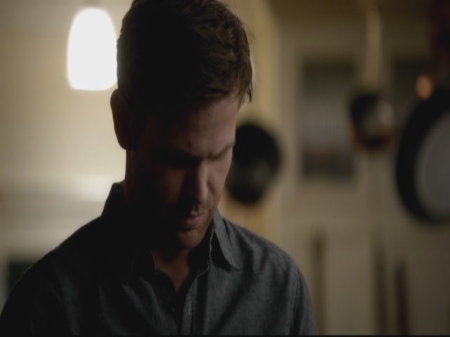 VampireDiariesWorld-dot-org-S3TVD_3x13BringingOutTheDead0753.jpg