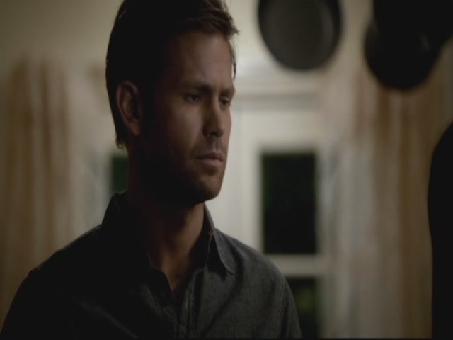 VampireDiariesWorld-dot-org-S3TVD_3x13BringingOutTheDead0785.jpg