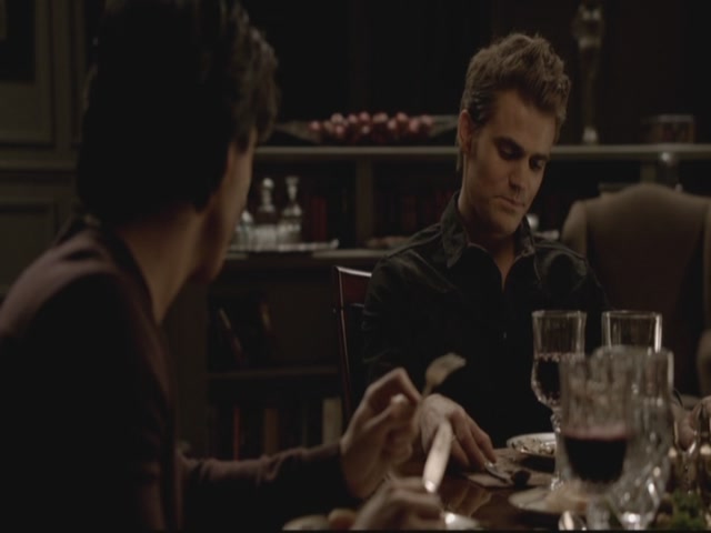 VampireDiariesWorld-dot-org-S3TVD_3x13BringingOutTheDead0877.jpg