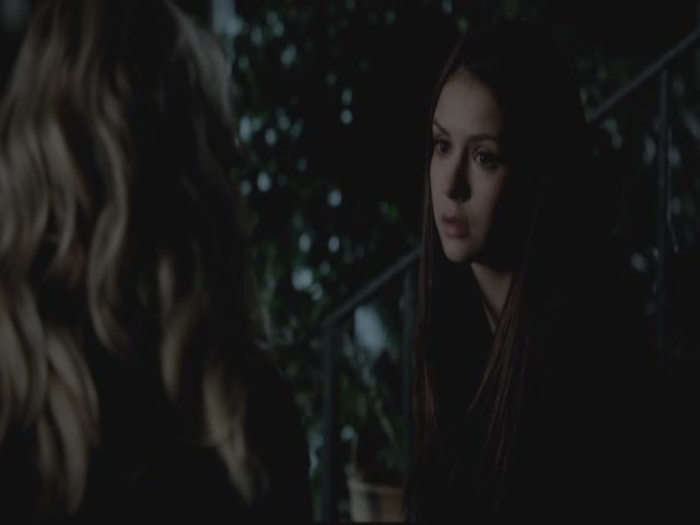 VampireDiariesWorld-dot-org-S3TVD_3x13BringingOutTheDead0940.jpg