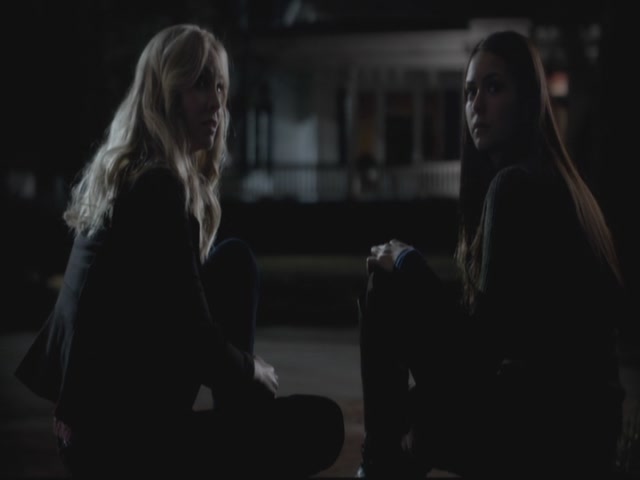 VampireDiariesWorld-dot-org-S3TVD_3x13BringingOutTheDead0971.jpg