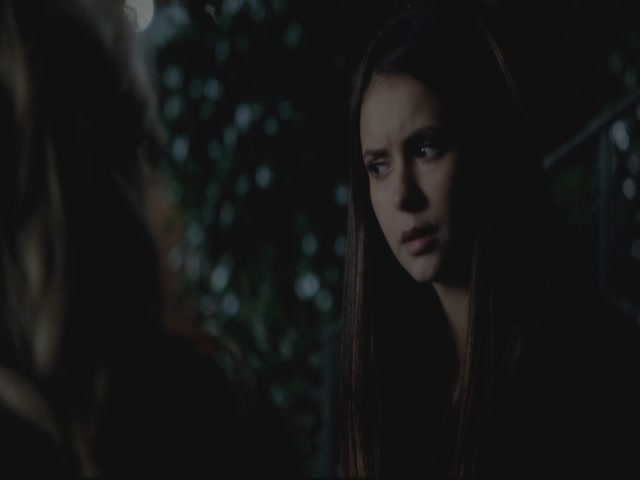 VampireDiariesWorld-dot-org-S3TVD_3x13BringingOutTheDead0990.jpg