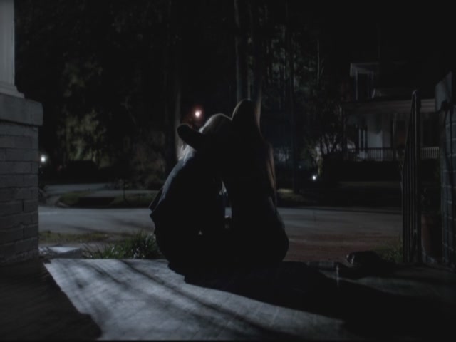VampireDiariesWorld-dot-org-S3TVD_3x13BringingOutTheDead1071.jpg