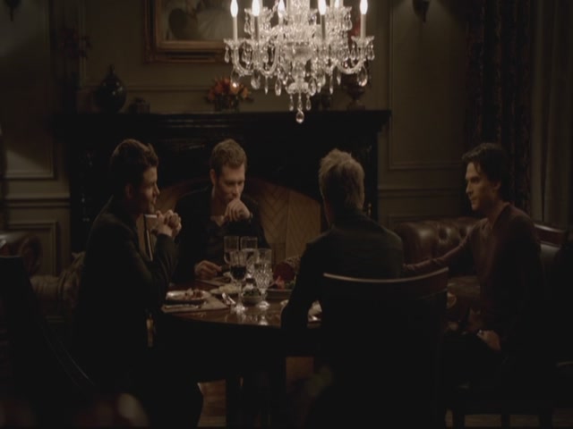 VampireDiariesWorld-dot-org-S3TVD_3x13BringingOutTheDead1099.jpg