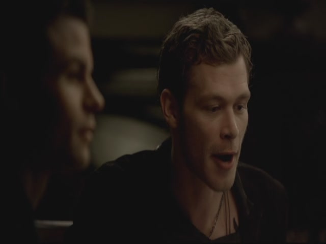 VampireDiariesWorld-dot-org-S3TVD_3x13BringingOutTheDead1107.jpg