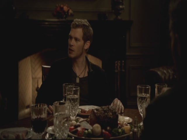VampireDiariesWorld-dot-org-S3TVD_3x13BringingOutTheDead1129.jpg