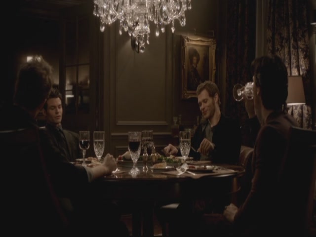 VampireDiariesWorld-dot-org-S3TVD_3x13BringingOutTheDead1148.jpg