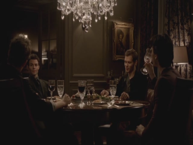 VampireDiariesWorld-dot-org-S3TVD_3x13BringingOutTheDead1149.jpg