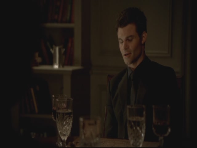 VampireDiariesWorld-dot-org-S3TVD_3x13BringingOutTheDead1169.jpg