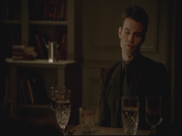 VampireDiariesWorld-dot-org-S3TVD_3x13BringingOutTheDead1171.jpg
