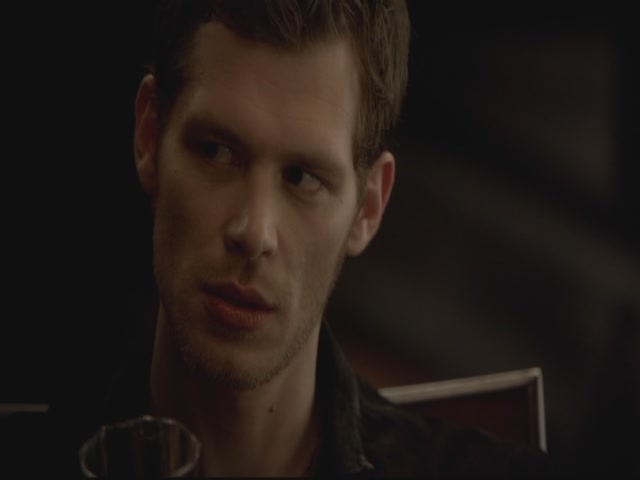 VampireDiariesWorld-dot-org-S3TVD_3x13BringingOutTheDead1180.jpg
