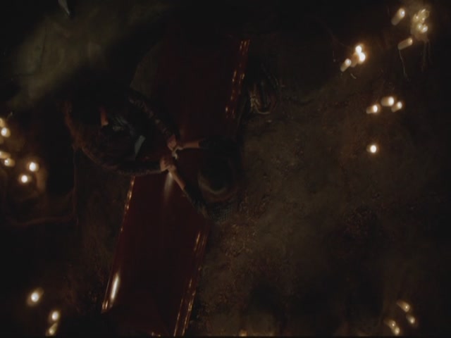 VampireDiariesWorld-dot-org-S3TVD_3x13BringingOutTheDead1216.jpg