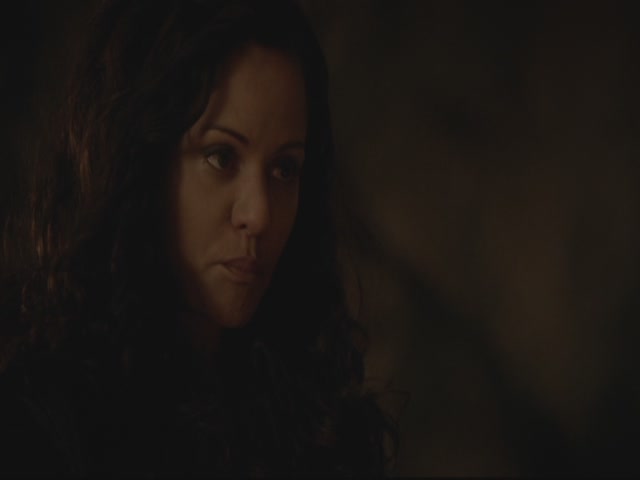 VampireDiariesWorld-dot-org-S3TVD_3x13BringingOutTheDead1220.jpg