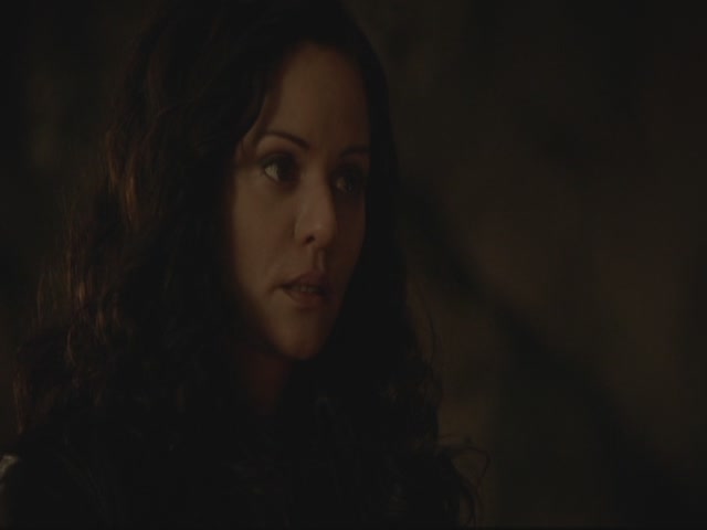 VampireDiariesWorld-dot-org-S3TVD_3x13BringingOutTheDead1225.jpg