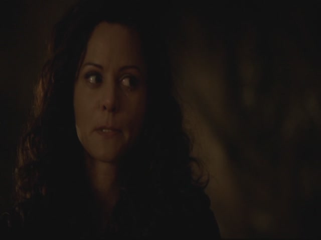 VampireDiariesWorld-dot-org-S3TVD_3x13BringingOutTheDead1236.jpg