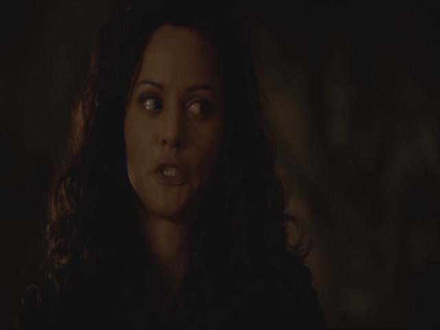 VampireDiariesWorld-dot-org-S3TVD_3x13BringingOutTheDead1237.jpg