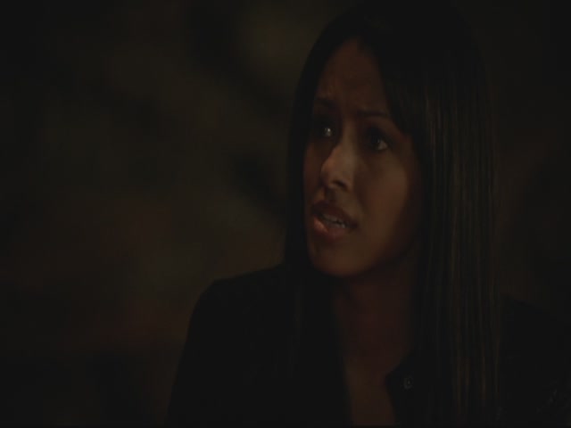 VampireDiariesWorld-dot-org-S3TVD_3x13BringingOutTheDead1250.jpg