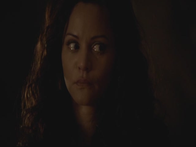 VampireDiariesWorld-dot-org-S3TVD_3x13BringingOutTheDead1261.jpg
