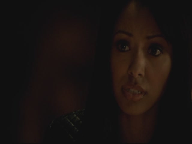VampireDiariesWorld-dot-org-S3TVD_3x13BringingOutTheDead1265.jpg