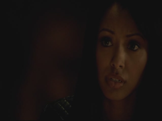 VampireDiariesWorld-dot-org-S3TVD_3x13BringingOutTheDead1266.jpg