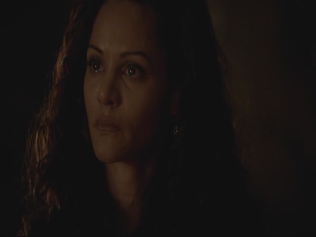 VampireDiariesWorld-dot-org-S3TVD_3x13BringingOutTheDead1272.jpg