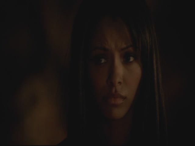 VampireDiariesWorld-dot-org-S3TVD_3x13BringingOutTheDead1287.jpg
