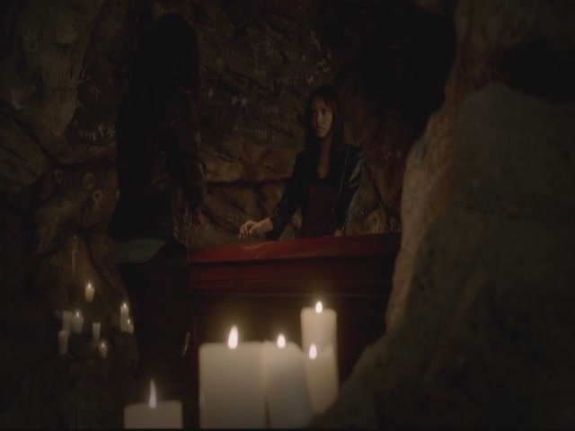 VampireDiariesWorld-dot-org-S3TVD_3x13BringingOutTheDead1298.jpg
