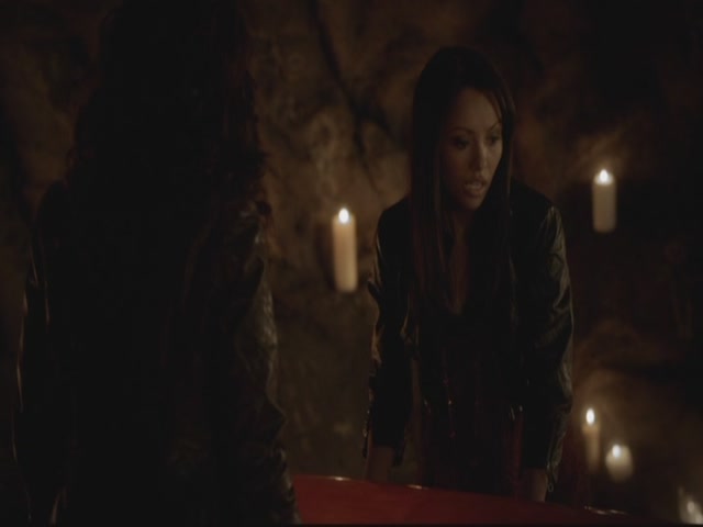 VampireDiariesWorld-dot-org-S3TVD_3x13BringingOutTheDead1335.jpg