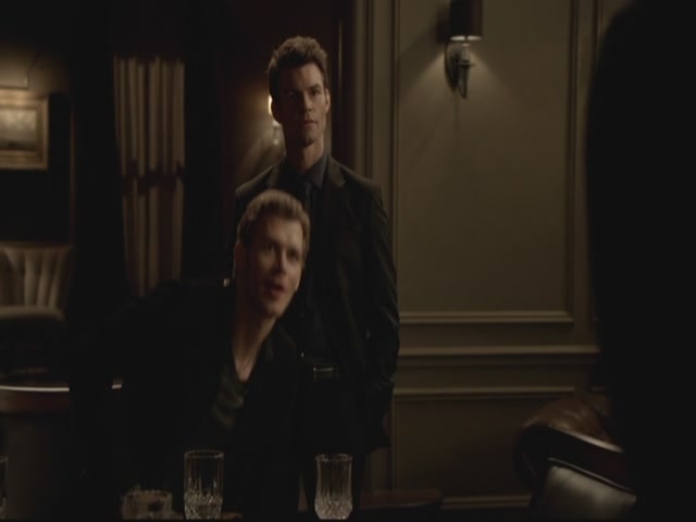 VampireDiariesWorld-dot-org-S3TVD_3x13BringingOutTheDead1688.jpg