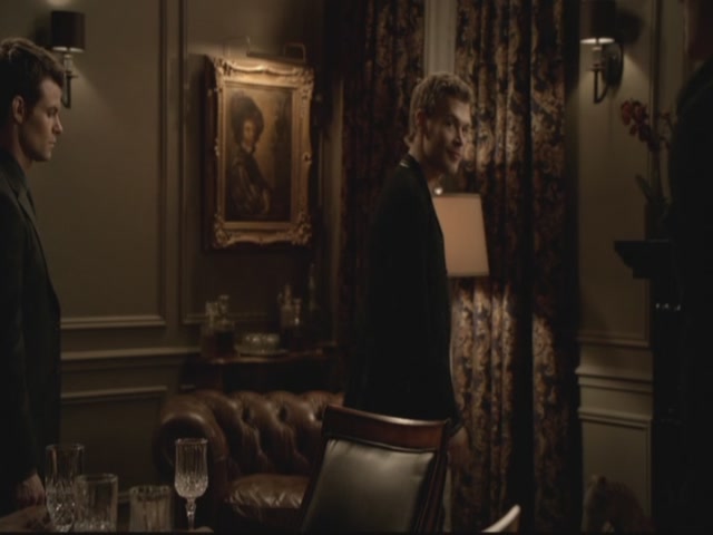 VampireDiariesWorld-dot-org-S3TVD_3x13BringingOutTheDead1691.jpg