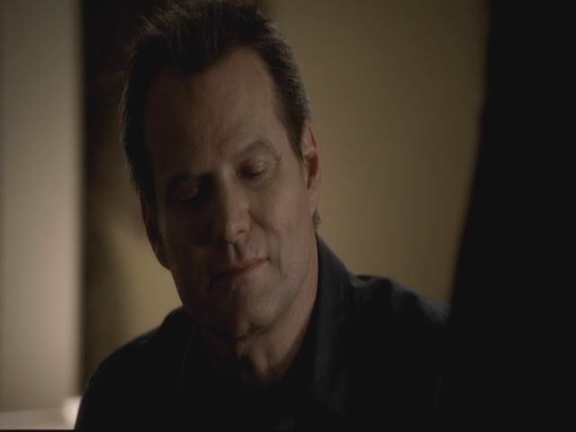 VampireDiariesWorld-dot-org-S3TVD_3x13BringingOutTheDead1779.jpg