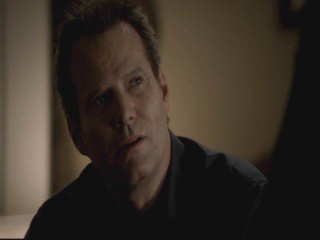 VampireDiariesWorld-dot-org-S3TVD_3x13BringingOutTheDead1787.jpg