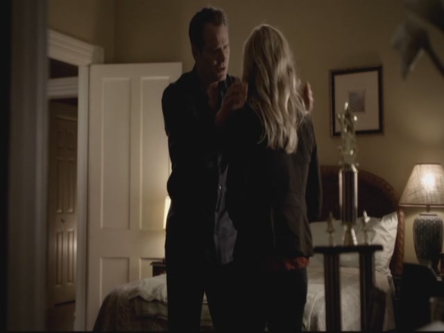 VampireDiariesWorld-dot-org-S3TVD_3x13BringingOutTheDead1856.jpg