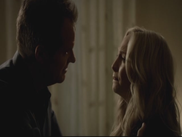 VampireDiariesWorld-dot-org-S3TVD_3x13BringingOutTheDead1871.jpg