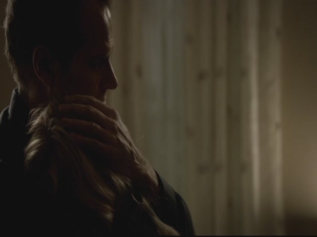 VampireDiariesWorld-dot-org-S3TVD_3x13BringingOutTheDead1881.jpg