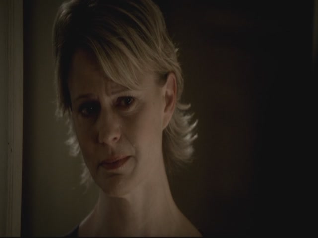 VampireDiariesWorld-dot-org-S3TVD_3x13BringingOutTheDead1895.jpg