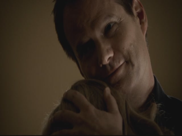 VampireDiariesWorld-dot-org-S3TVD_3x13BringingOutTheDead1905.jpg