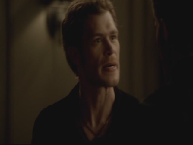 VampireDiariesWorld-dot-org-S3TVD_3x13BringingOutTheDead1919.jpg