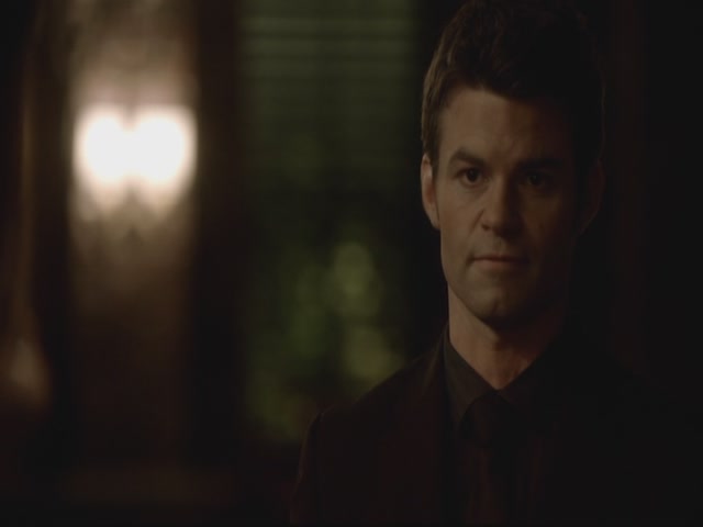 VampireDiariesWorld-dot-org-S3TVD_3x13BringingOutTheDead1935.jpg