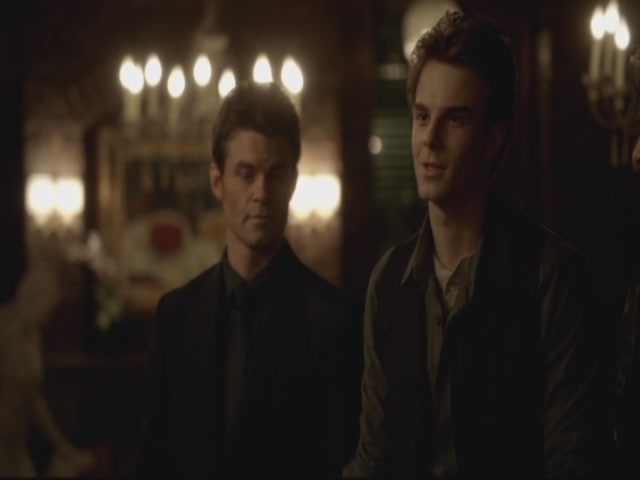 VampireDiariesWorld-dot-org-S3TVD_3x13BringingOutTheDead1942.jpg