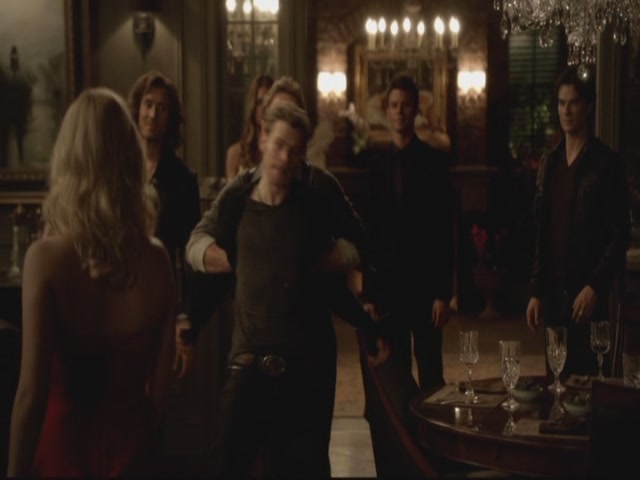 VampireDiariesWorld-dot-org-S3TVD_3x13BringingOutTheDead1956.jpg