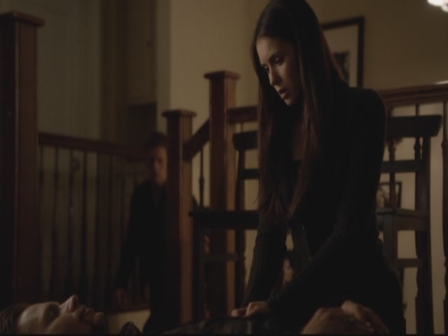VampireDiariesWorld-dot-org-S3TVD_3x13BringingOutTheDead1994.jpg