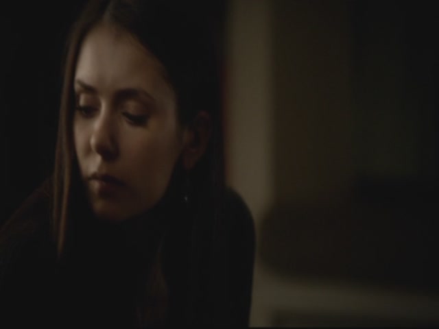 VampireDiariesWorld-dot-org-S3TVD_3x13BringingOutTheDead2003.jpg