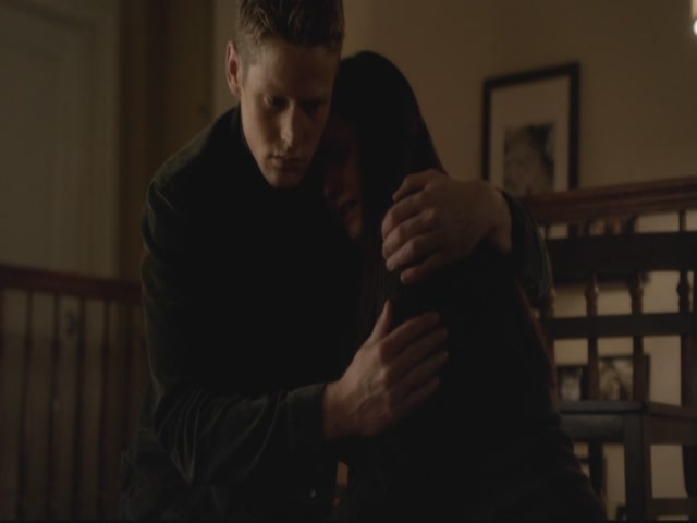 VampireDiariesWorld-dot-org-S3TVD_3x13BringingOutTheDead2030.jpg