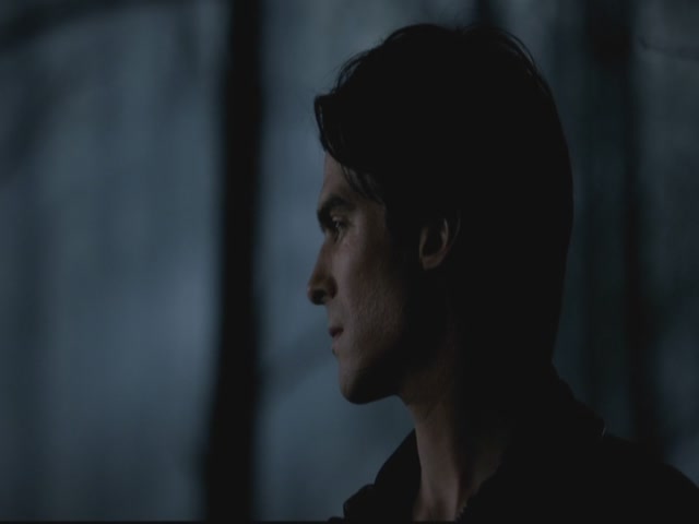 VampireDiariesWorld-dot-org-S3TVD_3x13BringingOutTheDead2088.jpg