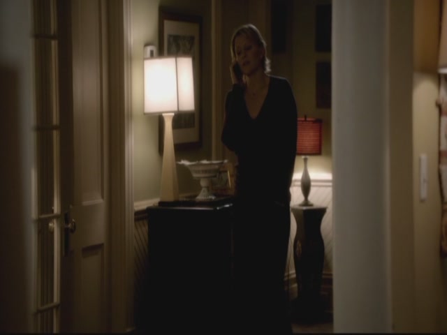 VampireDiariesWorld-dot-org-S3TVD_3x13BringingOutTheDead2100.jpg