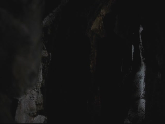 VampireDiariesWorld-dot-org-S3TVD_3x13BringingOutTheDead2139.jpg
