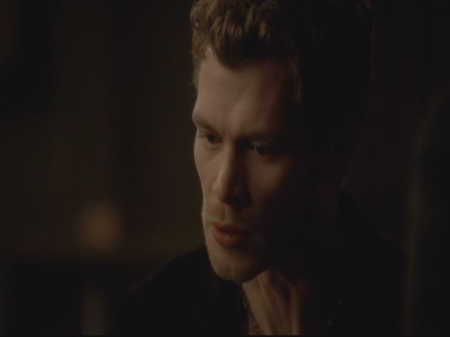 VampireDiariesWorld-dot-org-S3TVD_3x13BringingOutTheDead2160.jpg